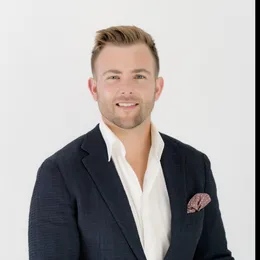 Alex Knowles